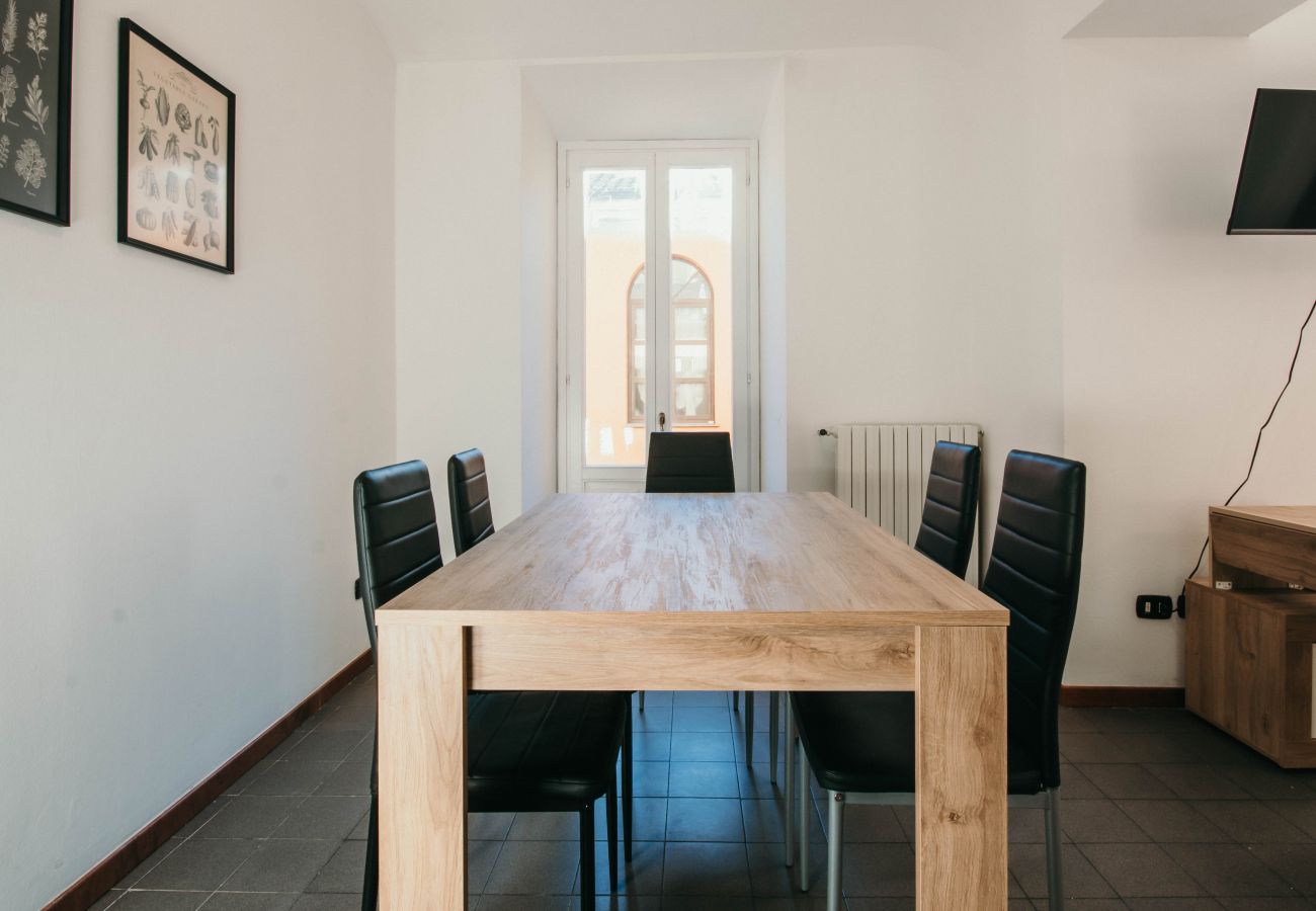 Apartment in Varese - Appartamento Il Salice - Affitti Brevi Italia