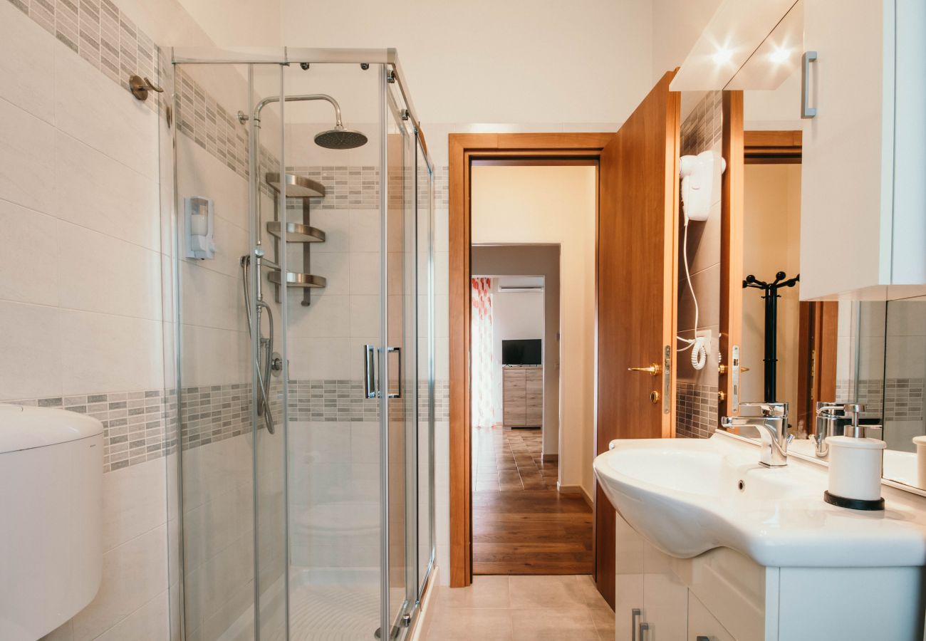 Apartment in Arona - Da Mario - Lakeside SRL Leisure & Business